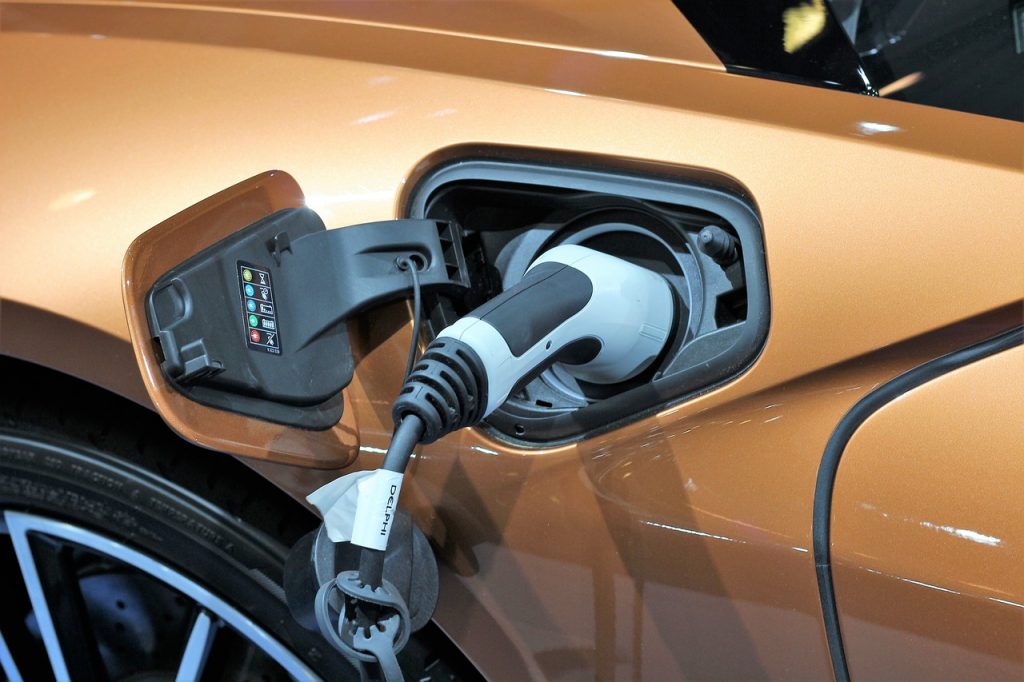car, bmw i8 roadster, battery charging-3322152.jpg