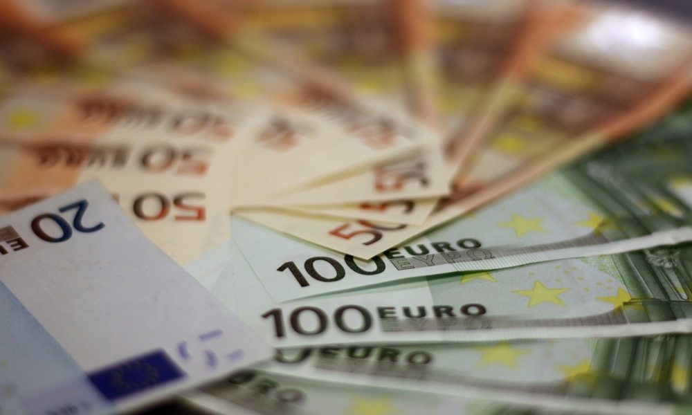 money-euro-banknotes-1033647 money, euro, banknotes-1033647.jpg